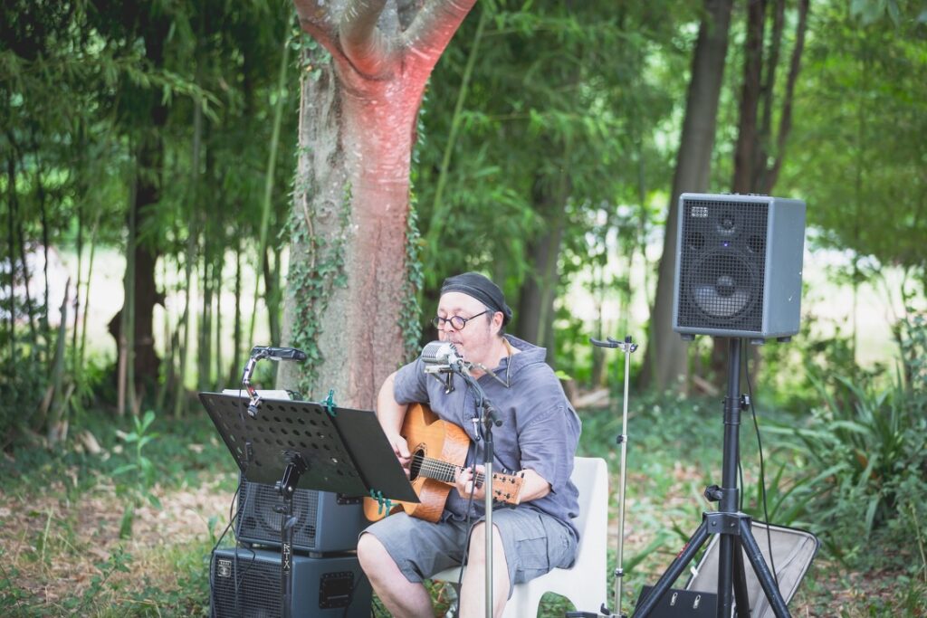 camping-a-la-ferme-la-folie-glamping-lagnes-gorde-291f6516-44f1-4404-aa16-f49f4e79ab50_1_105_c