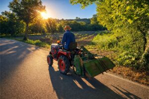 camping-a-la-ferme-la-folie-glamping-lagnes-gorde-f0022183-49d3-466f-9f92-05b1db885aa3